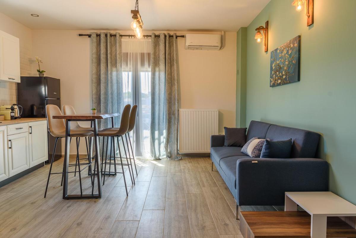 Melina'S Cosy Appartment Argalasti Buitenkant foto